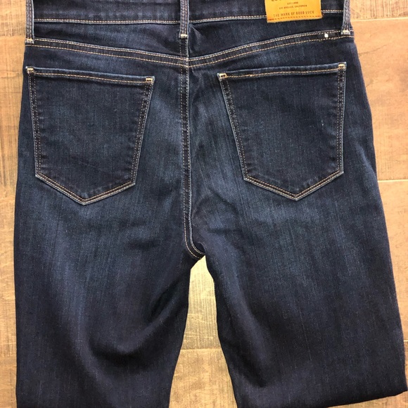 Lucky Brand Skinny leg Jean size 6/28 ankle - Picture 3 of 5